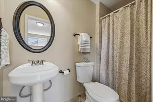 11310 Ashley Dr, North Bethesda, MD 20852 - Photo 15
