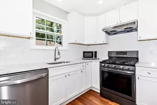 12636 Black Saddle Ln, Germantown, MD 20874 - Photo 9