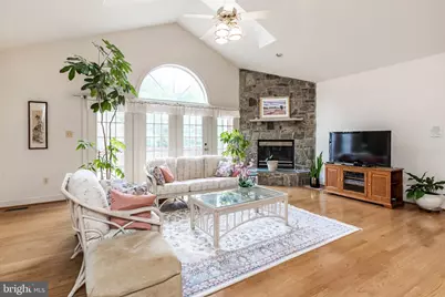 12601 Tribunal Lane, Potomac, MD 20854 - Photo 17