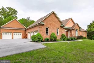 12601 Tribunal Ln, Potomac, MD 20854 - Photo 5