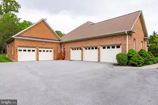 12601 Tribunal Ln, Potomac, MD 20854 - Photo 7