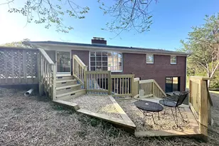 17821 Pond Rd, Ashton, MD 20861 - Photo 43
