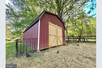 17821 Pond Road, Ashton, MD 20861 - Photo 111