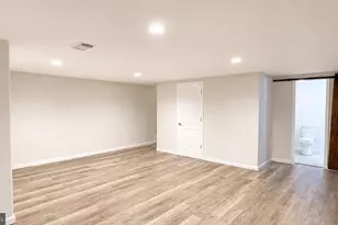 9305 Bathgate Ct, Gaithersburg, MD 20886 - Photo 15
