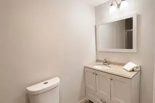 9305 Bathgate Ct, Gaithersburg, MD 20886 - Photo 17