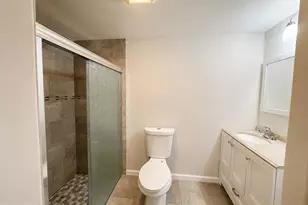 9305 Bathgate Ct, Gaithersburg, MD 20886 - Photo 17