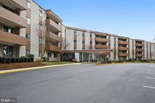 7501 Democracy Blvd, Bethesda, MD 20817 - Photo 1