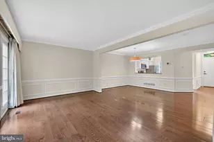 3736 Angelton Ct, Burtonsville, MD 20866 - Photo 7