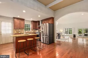 20129 Darlington Dr, Montgomery Village, MD 20886 - Photo 9