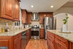 20129 Darlington Dr, Montgomery Village, MD 20886 - Photo 11