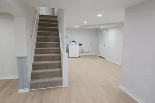 220 University Blvd E, Silver Spring, MD 20901 - Photo 17