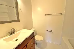 19121 Cherry Bend Dr, Germantown, MD 20874 - Photo 29