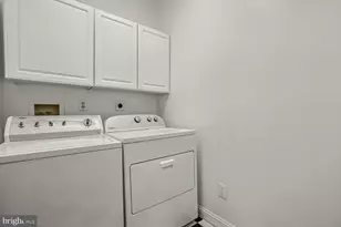 7940 Turncrest Dr, Potomac, MD 20854 - Photo 19