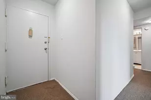 9926 Walker House Rd, Gaithersburg, MD 20886 - Photo 3