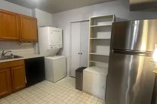 9926 Walker House Rd, Gaithersburg, MD 20886 - Photo 3