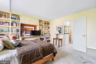 10401 Grosvenor Pl, Rockville, MD 20852 - Photo 13
