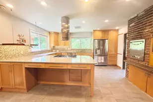 6819 Selkirk, Bethesda, MD 20817 - Photo 59