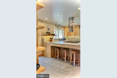6819 Selkirk, Bethesda, MD 20817 - Photo 11