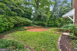7215 Rollingwood Dr, Chevy Chase, MD 20815 - Photo 29