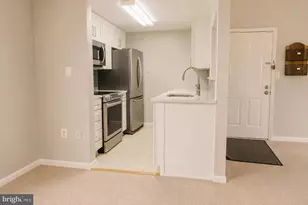 13008 Shadyside Ln, Germantown, MD 20874 - Photo 15