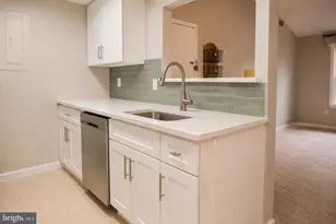 13008 Shadyside Ln, Germantown, MD 20874 - Photo 17