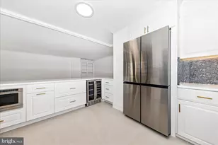 4620 N Park Ave, Chevy Chase, MD 20815 - Photo 7
