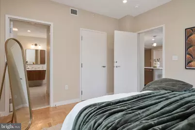 10339 Old Georgetown Road #516, Bethesda, MD 20814 - Photo 11