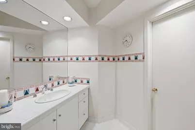 9 Oaklyn Court, Potomac, MD 20854 - Photo 35