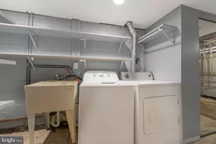 314 N Van Buren St, Rockville, MD 20850 - Photo 35