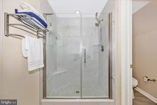 2433 Henslowe Dr, Rockville, MD 20854 - Photo 25
