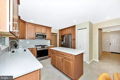 2433 Henslowe Drive, Rockville, MD 20854 - Photo 11