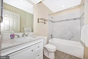 2433 Henslowe Dr, Rockville, MD 20854 - Photo 31