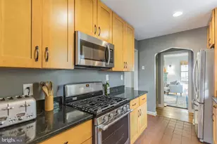 903 Jackson Ave, Takoma Park, MD 20912 - Photo 13