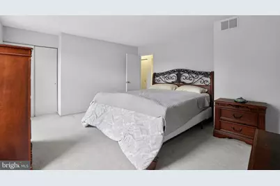 12002 Birdseye Ter, Germantown, MD 20874 - Photo 9