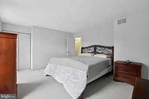 12002 Birdseye Terrace, Germantown, MD 20874 - Photo 9