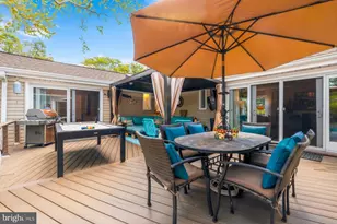 3707 East-West Hwy, Chevy Chase, MD 20815 - Photo 37