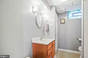 8318 Haddon Dr, Takoma Park, MD 20912 - Photo 23