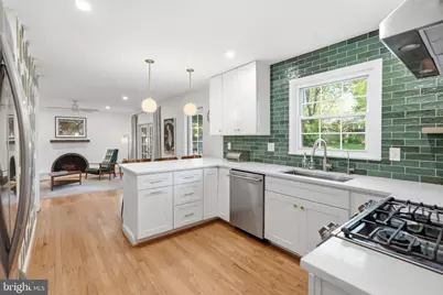 810 Duke Street, Rockville, MD 20850 - Photo 3