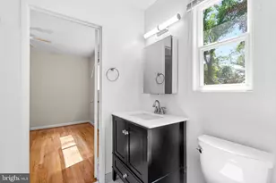 9212 Chanute Dr, Bethesda, MD 20814 - Photo 13