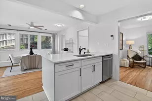 6310 E Halbert Rd, Bethesda, MD 20817 - Photo 7