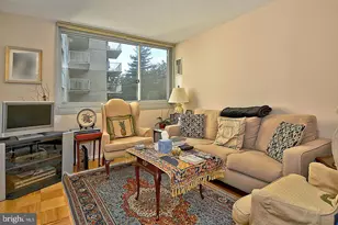 4601 N Park Ave, Chevy Chase, MD 20815 - Photo 13