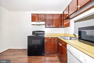 9913 Forest View Place, Montgomery Village, MD 20886 - Photo 13