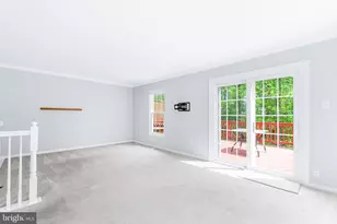 18612 Clovercrest Cir, Olney, MD 20832 - Photo 9