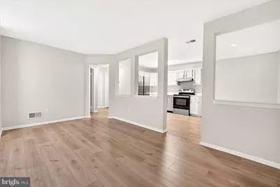 5700 Brewer House Circle #T3-11, Rockville, MD 20852 - Photo 7