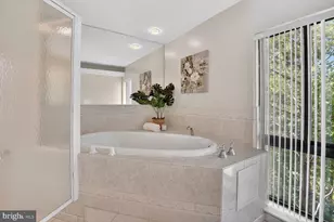 11420 Strand Dr, Rockville, MD 20852 - Photo 27