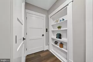 127 Thurgood St, Gaithersburg, MD 20878 - Photo 111