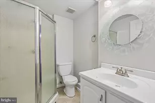 9707 Stoneybrook Dr, Kensington, MD 20895 - Photo 19
