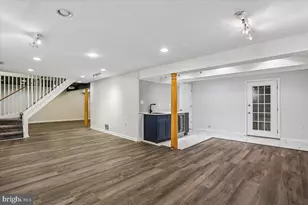 9707 Stoneybrook Dr, Kensington, MD 20895 - Photo 17