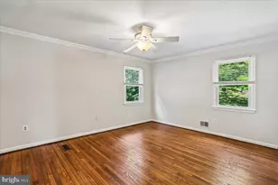 9707 Stoneybrook Dr, Kensington, MD 20895 - Photo 9