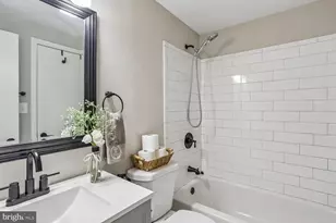 9705 Hellingly Pl, Gaithersburg, MD 20886 - Photo 19